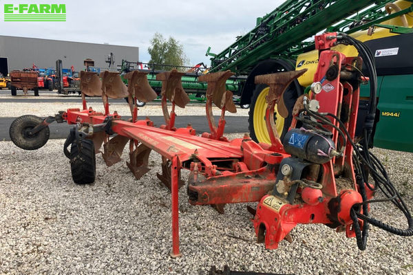 Kuhn Vari-Master 182 NSH 6 Plough €14,500