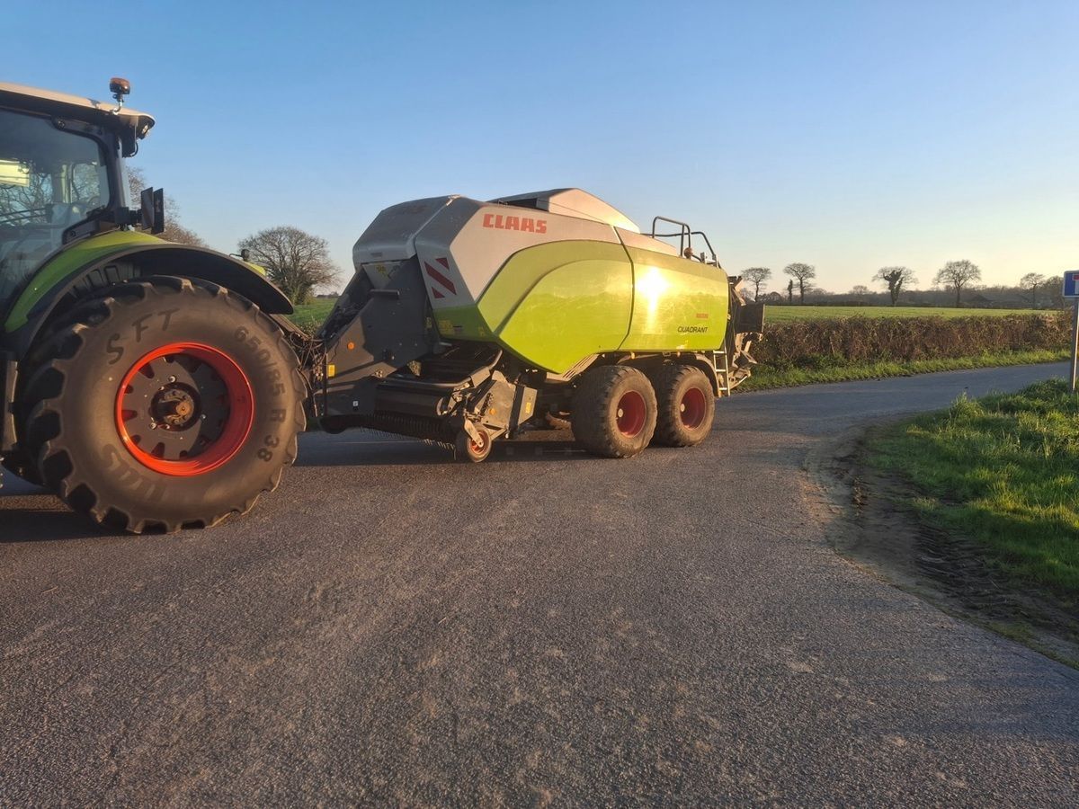 Claas Quadrant 5300 FC Baler €82,000