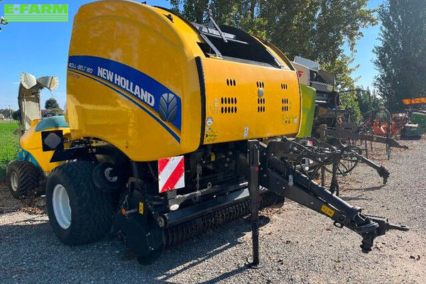 New Holland Roll-Belt 180 Cropcutter Baler €22,500