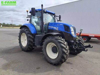 E-FARM: New Holland T7.185 - Tractor - id JKZBZCD - €55,000 - Year of construction: 2015 - Engine hours: 5,066,Engine power (HP): 140,France