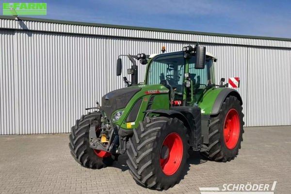 Fendt 724 Vario Profi Plus Tractor €149,885