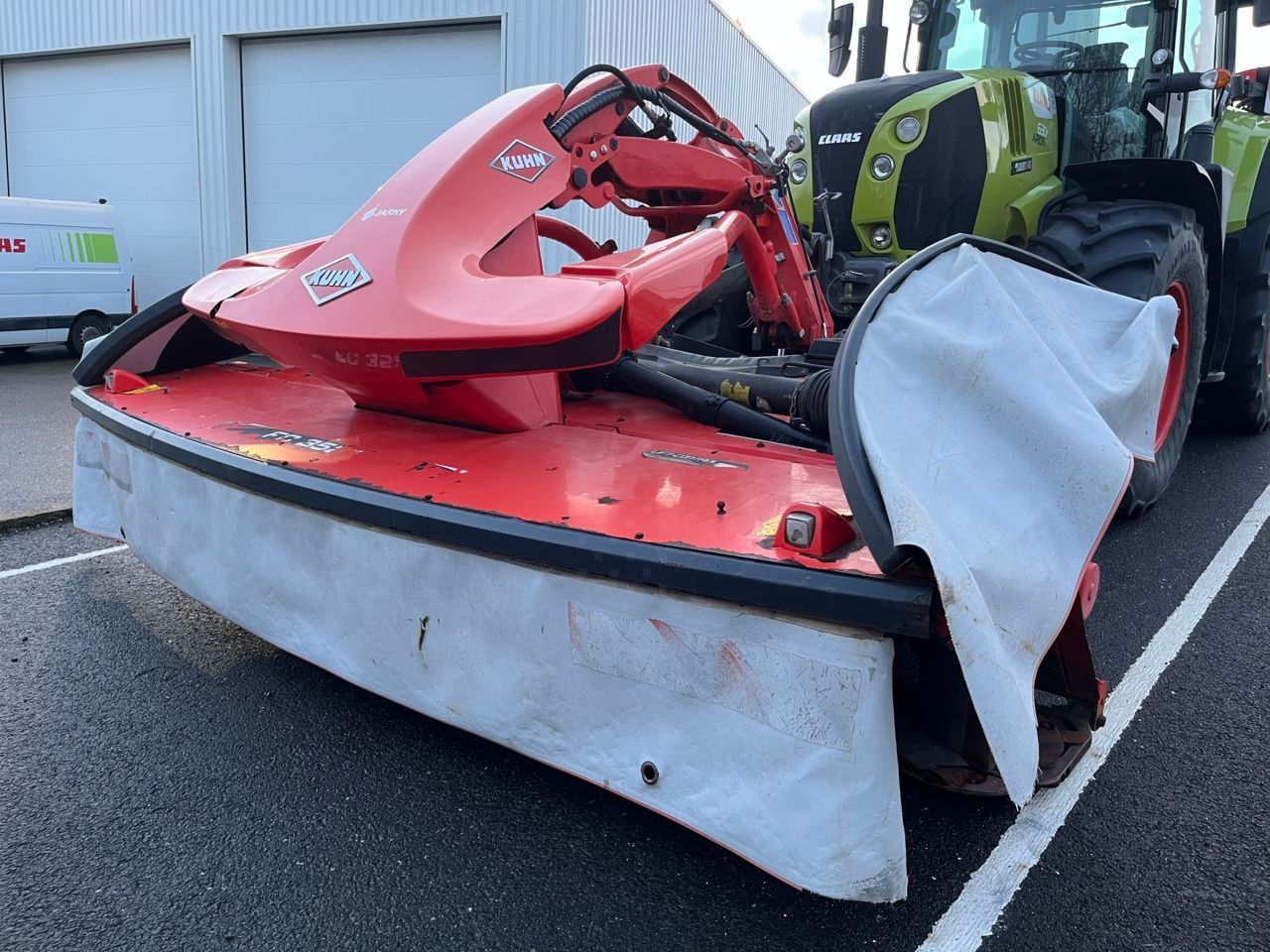 Kuhn FC 3525 DF-FF Mower €13,500