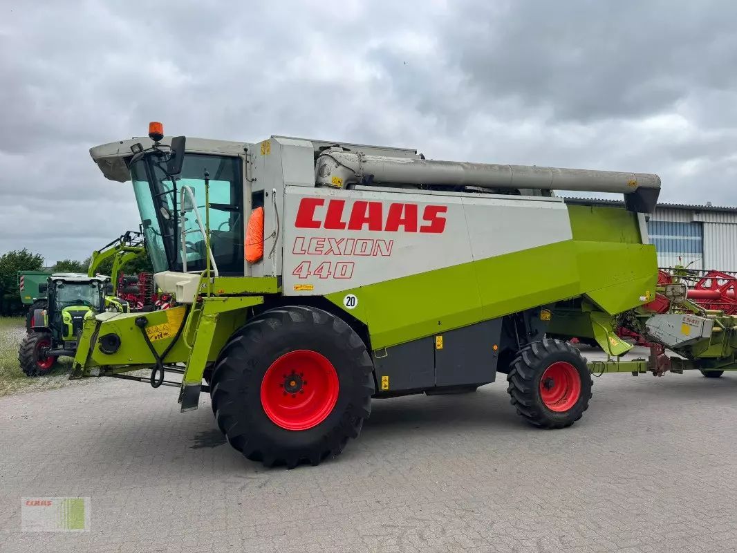 Claas Lexion 440 Combine harvester €42,500