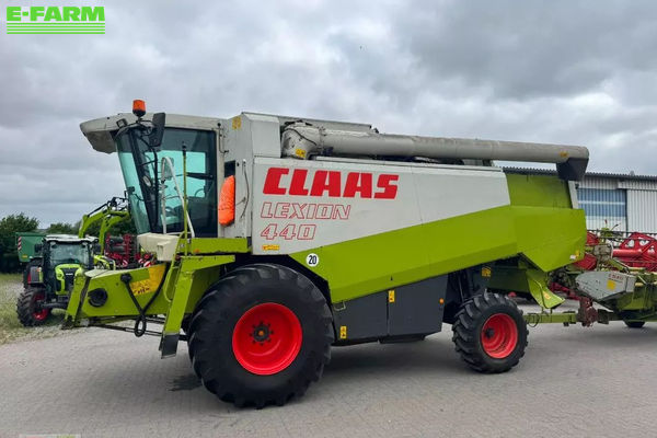 Claas Lexion 440 Combine harvester €42,500