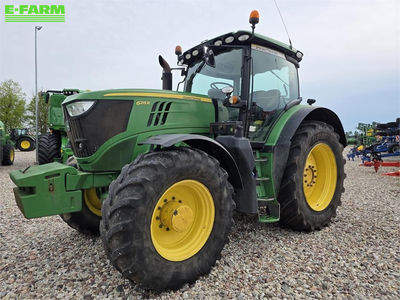 E-FARM: John Deere 6215 R - Traktor - id T1IJUEY - 58.000 € - Baujahr: 2015 - Abgelesene Motorstunden: 10.491,Motorleistung (PS): 215,Litauen