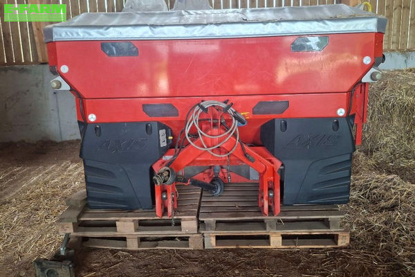 Kuhn axis 40.1 Fertiliser spreader €7,500