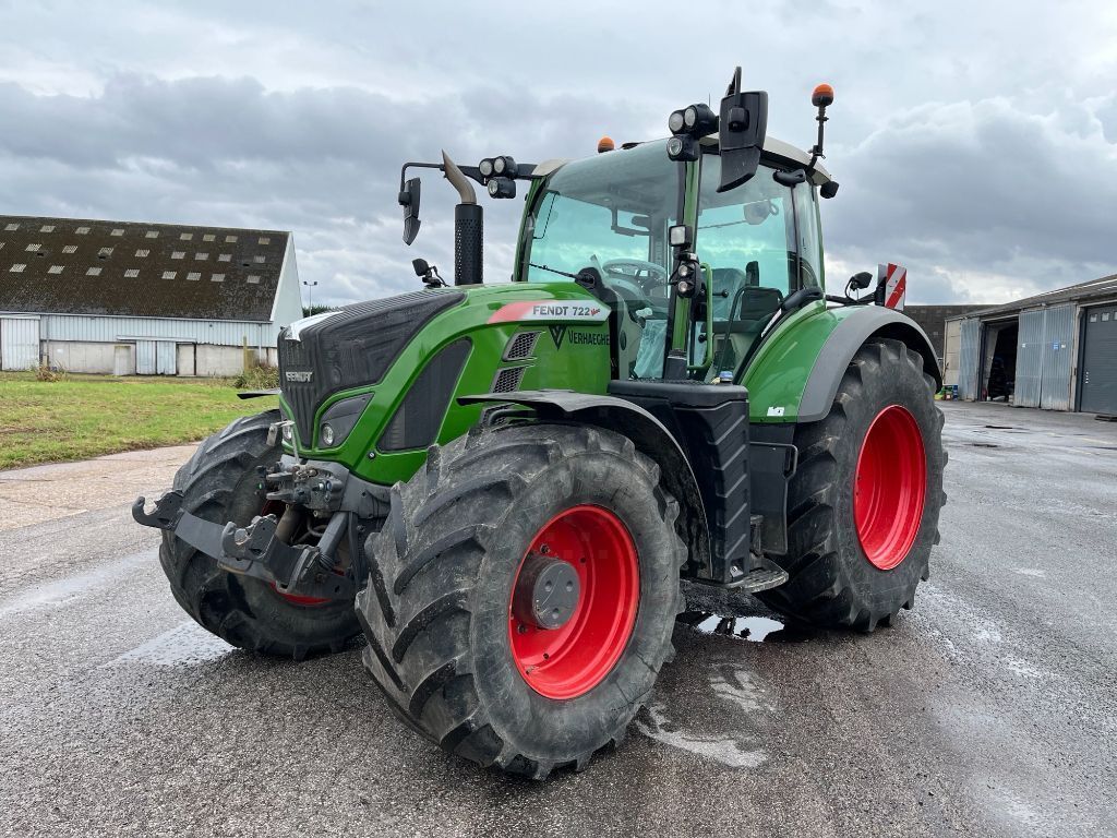 Fendt 722 Vario Tractor €99,000
