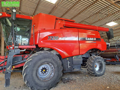 E-FARM: Case IH Axial-Flow 7230 - Combine harvester - id LME9SIM - €89,000 - Year of construction: 2013 - Engine hours: 2,300,Engine power (HP): 402,France