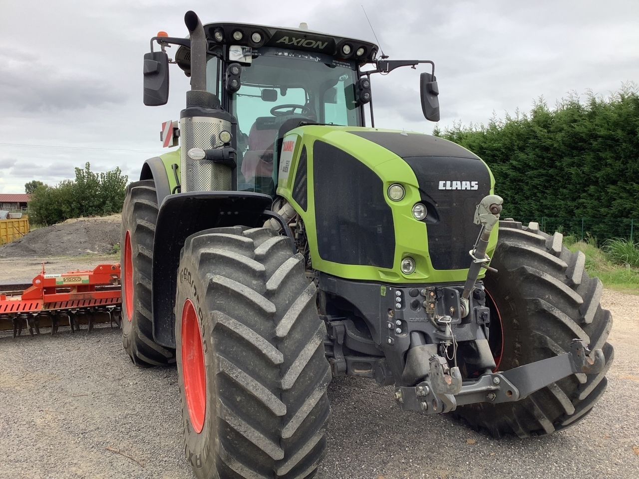 Claas Axion 930 Tractor €108,000