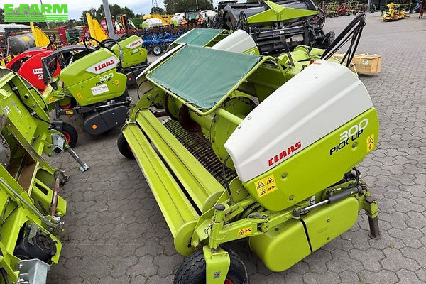 Claas Pick Up 300 Header €10,950