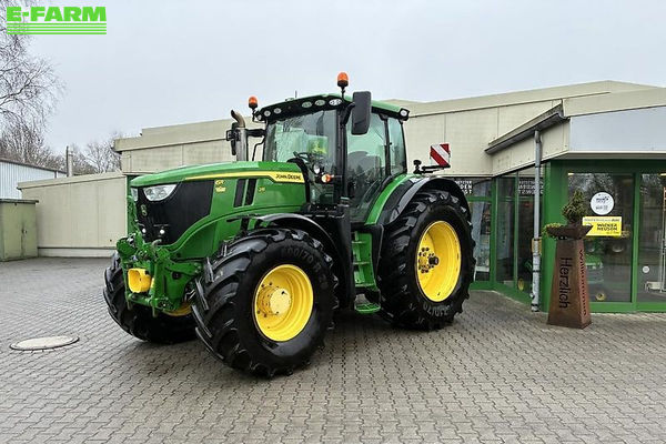 John Deere 6R 215 Tractor €129,000