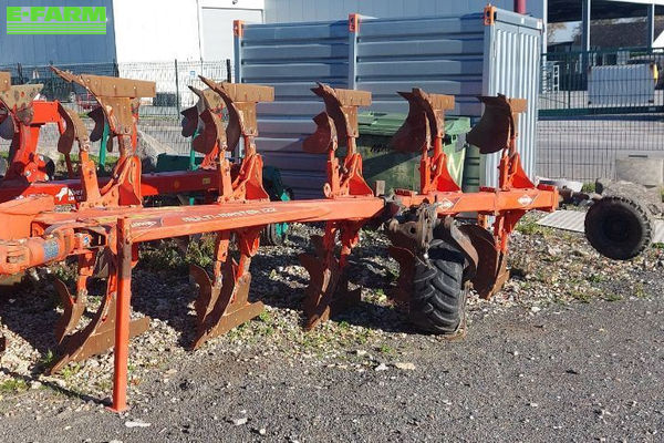Kuhn multimaster 122 Plough €8,500