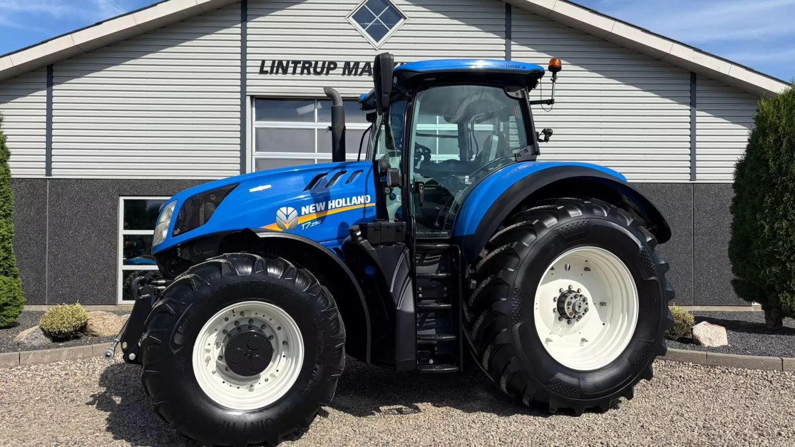 New Holland T7.290 Tractor €73,546