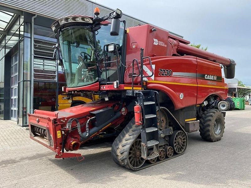 Case IH Axial-Flow 7230 Combine harvester €99,000