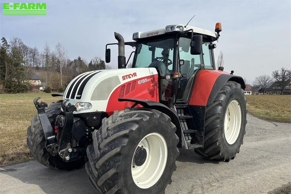 Steyr CVT 6195 Basis Traktor 61.858 €