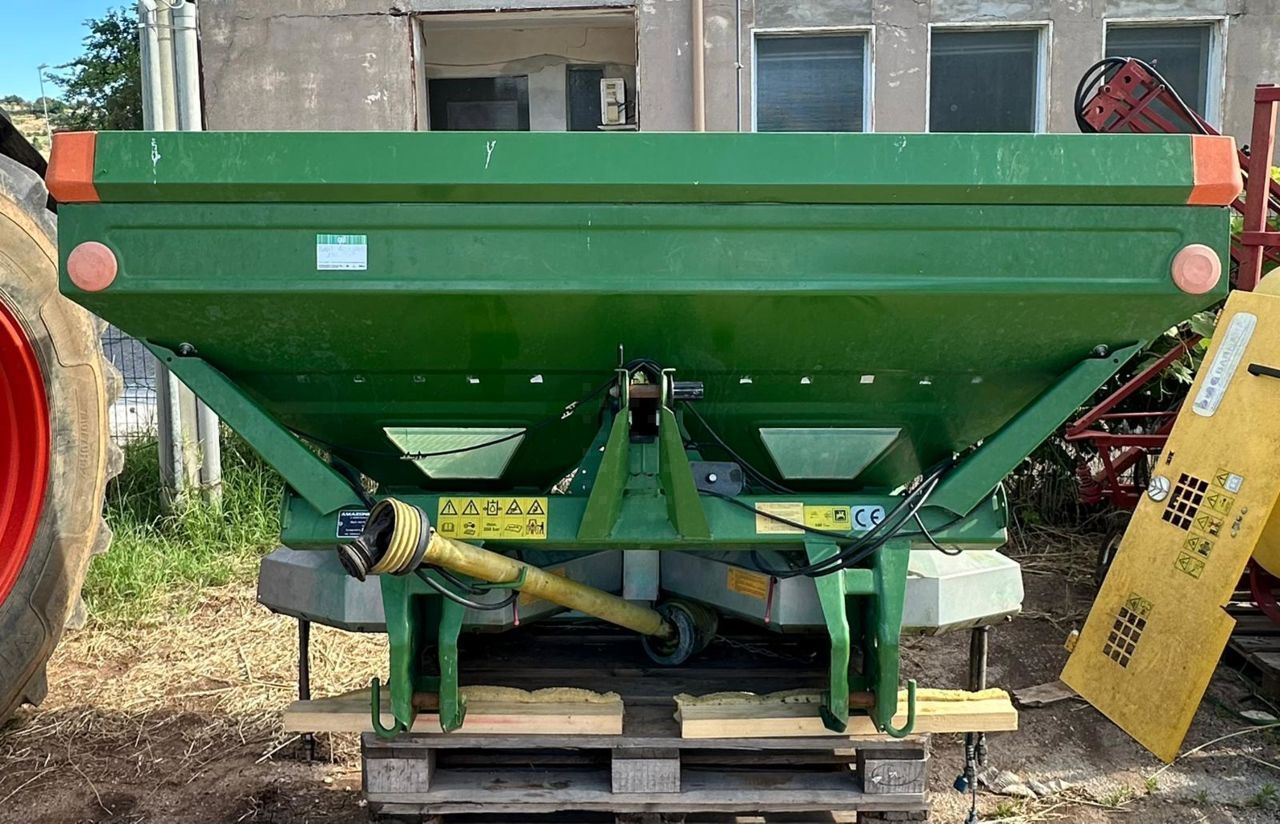 Amazone zam 1200 Fertiliser spreader €5,500