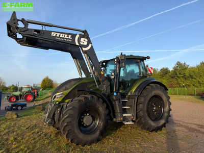 E-FARM: Valtra Q 245 - Traktor - id CSTEJYR - 116 000 € - Rok výroby: 2023 - Hodiny motoru: 3 055,Výkon motoru (HP): 245,Německo