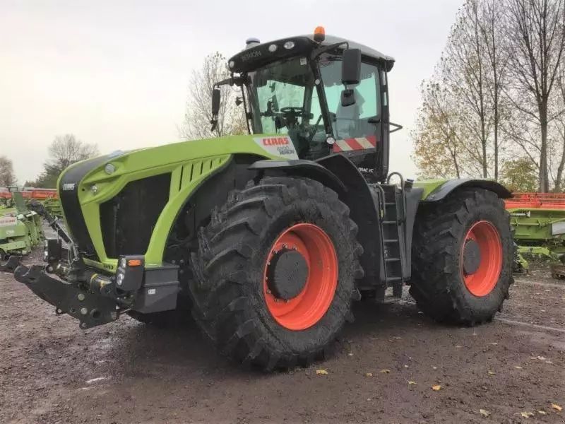 Claas Xerion 4200 Trac VC Tractor