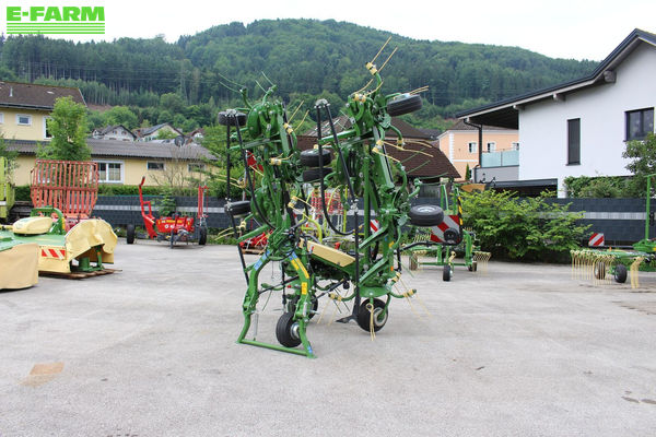Krone Vendro 820 Highland Prevrtači sena 15 750 €