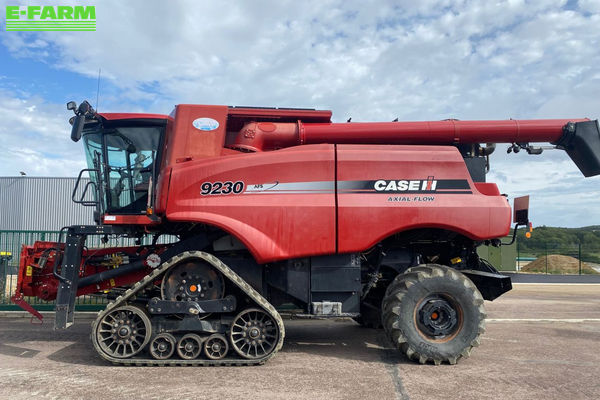 Case IH Axial-Flow 9230 Combine harvester €125,000