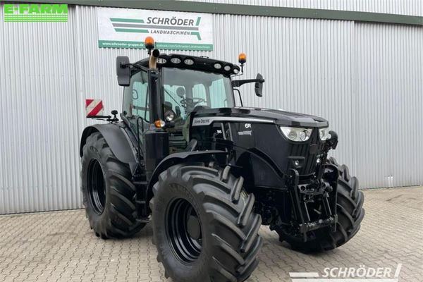 John Deere 6R 185 Tractor €94,885
