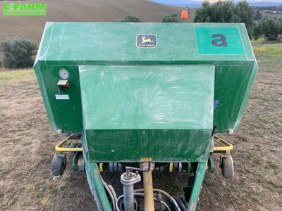E-FARM: John Deere 690 - Πρέσσα - id WNNYRJM - 22.000 € - Χρονία: 1997 - Ιταλία