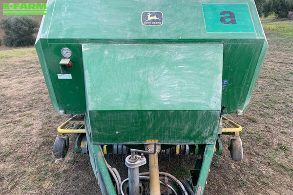 John Deere 690 Πρέσσα 22.000 €
