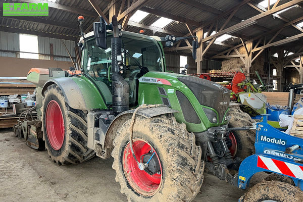 Fendt 718 Vario Power Plus Trattore 98.000 €