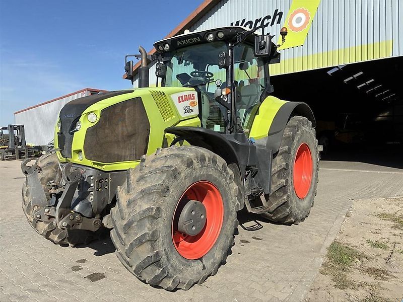Claas Axion 850 Traktori 49 900 €