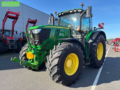 E-FARM: John Deere 6215 R - Traktor - id 43RBEVY - 112.000 € - Baujahr: 2021 - Abgelesene Motorstunden: 4.100,Motorleistung (PS): 233,Frankreich