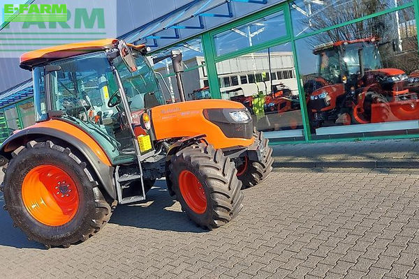Kubota M4-071 Traktor