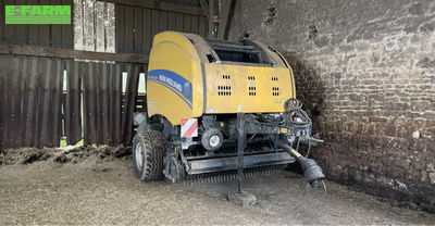 E-FARM: New Holland Roll-Belt 180 Superfeed - Πρέσσα - id JBIWJAC - 28.000 € - Χρονία: 2021 - Συνολικός αριθμός παραχθέντων δεμάτων: 13.927,Γαλλία