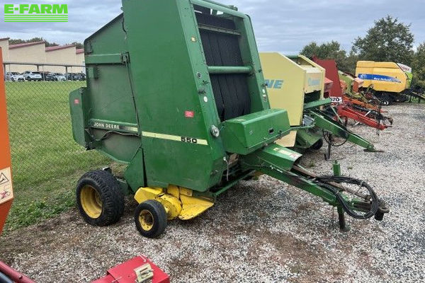 John Deere 550 Πρέσσα 5.000 €