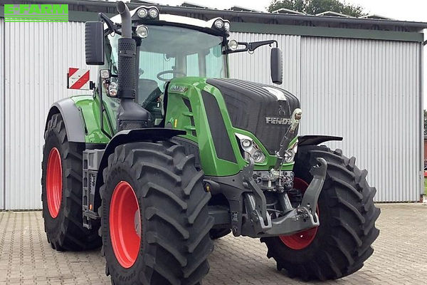Fendt 826 Vario Profi Plus Traktor 137.885 €