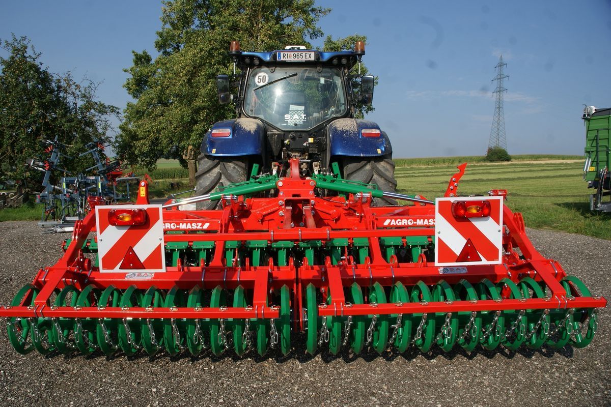 AGRO-MASZ bt 40 - aktion lagermaschine Disc harrow €16,584