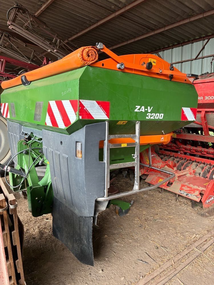 Amazone zav 3200 Fertiliser spreader €9,500