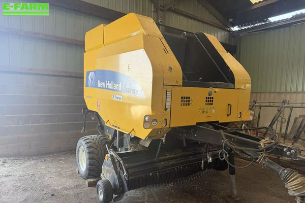 New Holland T 7070 Baler €12,000