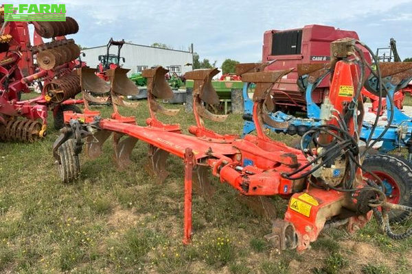 Kuhn multimaster 121 nsh Plough €7,500