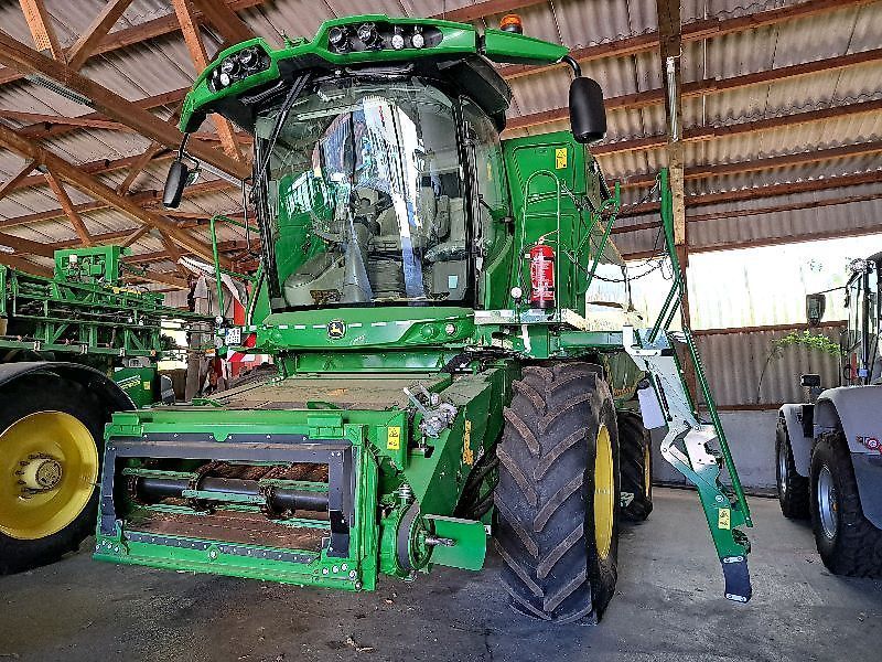 John Deere T 670 Combine harvester €265,000