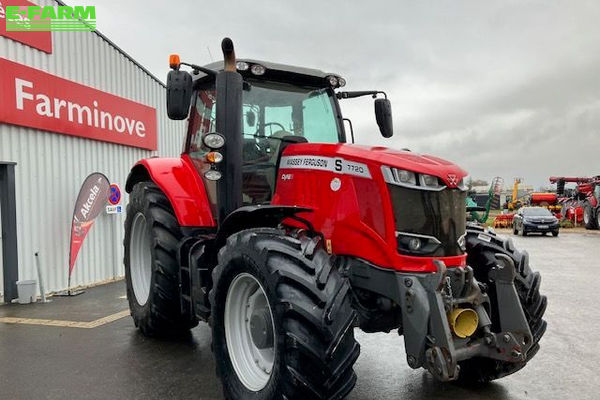 Massey Ferguson 7720 Tractor €92,000