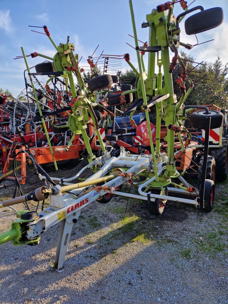 Claas Volto 900 T Tedder €10,900