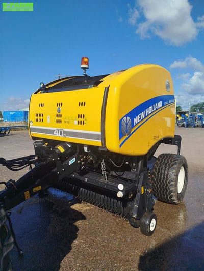 E-FARM: New Holland Roll-Belt 150 Cropcutter - Πρέσσα - id MDQF8WL - 25.000 € - Χρονία: 2015 - Γαλλία