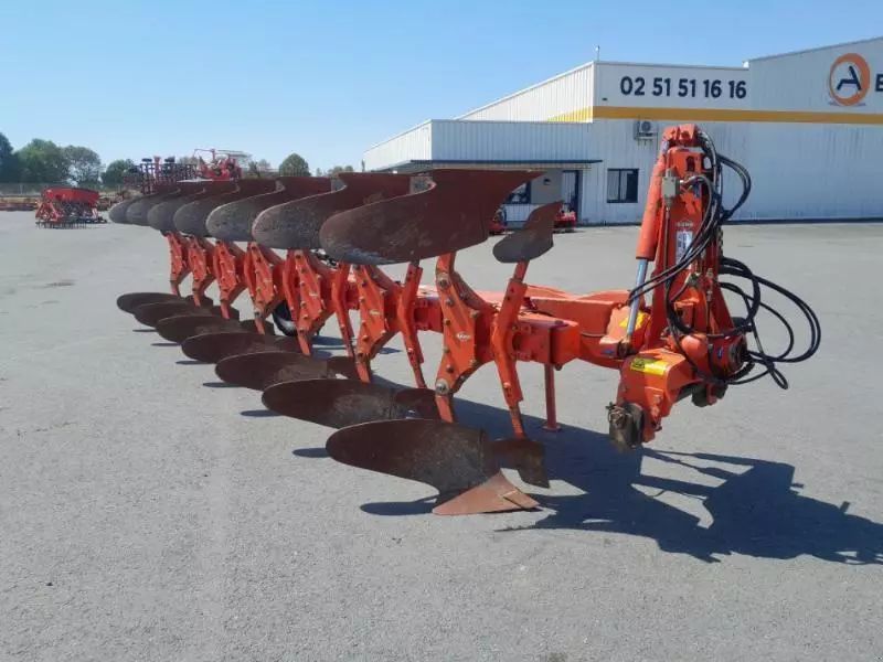Kuhn mm180-7t Plough €8,000