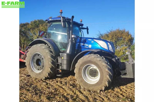 New Holland T7.270 AC Tractor €165,000