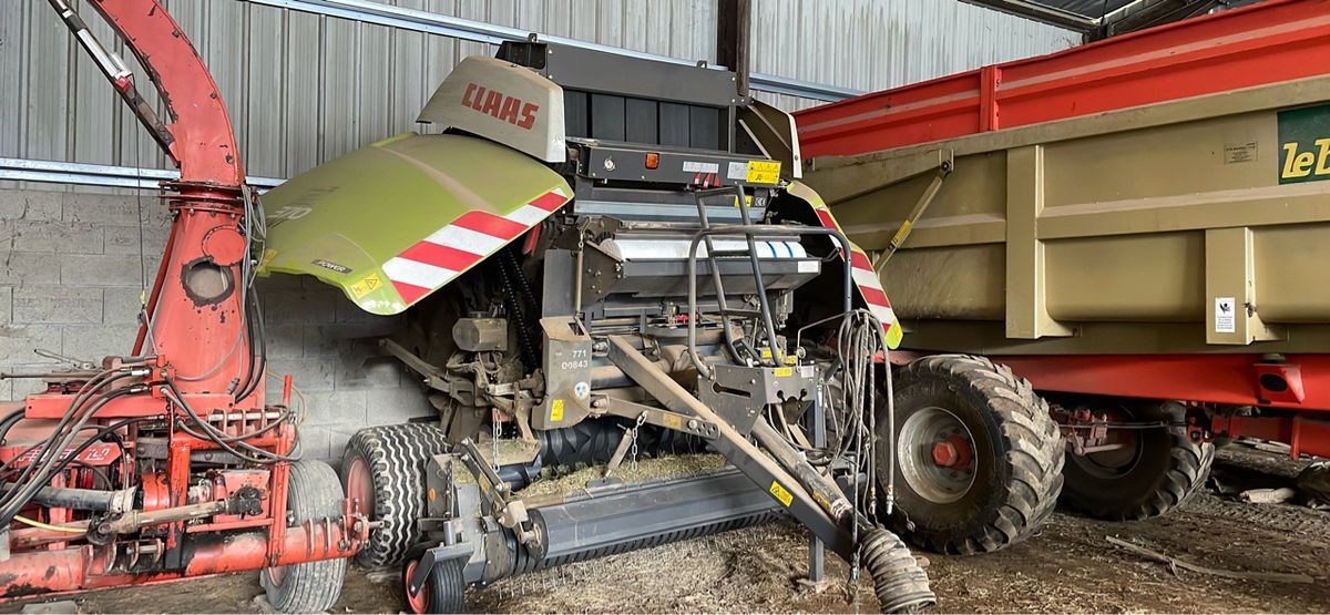 Claas Variant 370 Presă de balotat 16.000 EUR