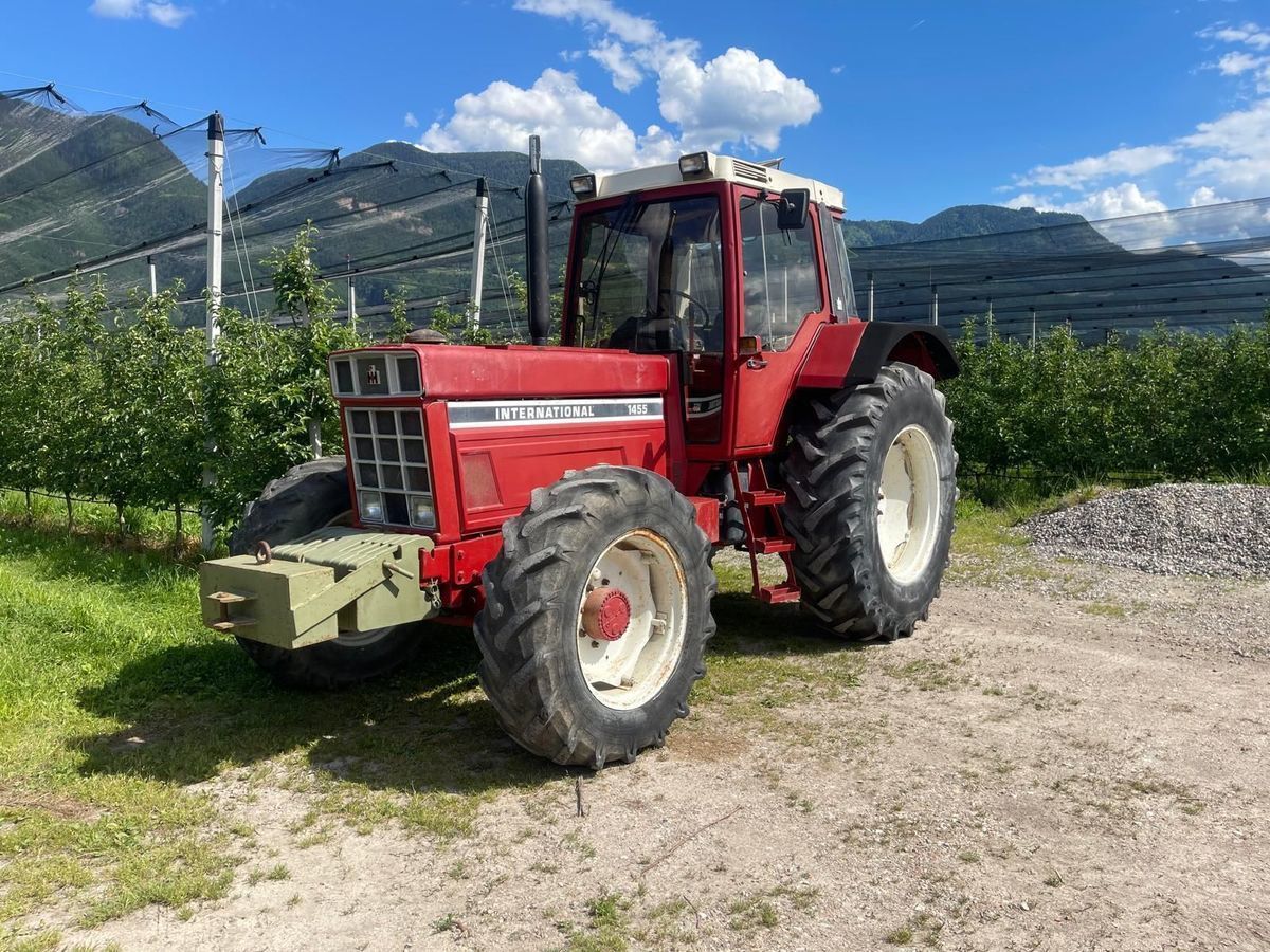E-FARM: IHC 1455 xl - Tractor - id AJZEXIP - €31,000 - Year of