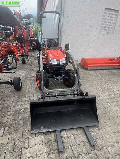 E-FARM: Kubota B1241 - Tractor - id HQEZPBQ - €15,882 - Year of construction: 2024 - Engine hours: 5,Engine power (HP): 24,Germany