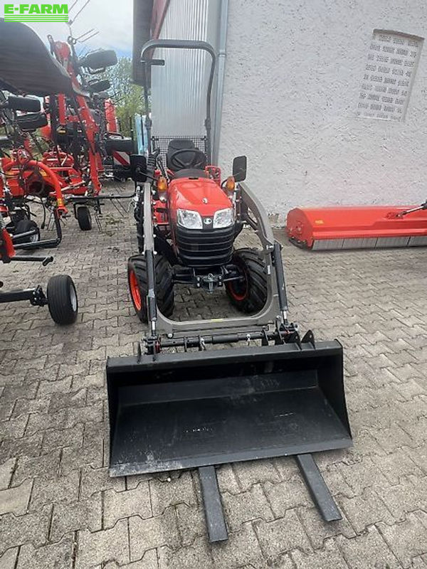 Kubota B1241 Tractor €15,882