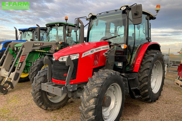 Massey Ferguson 5711 MR Tractor €54,500