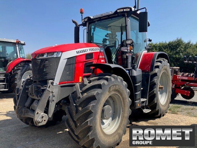 Massey Ferguson 8S.205 Traktor 133.250 €